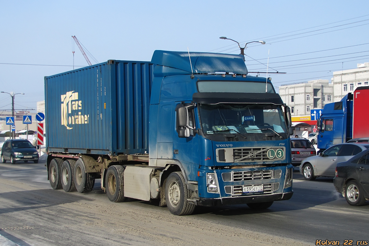 Санкт-Петербург, № В 595 СТ 98 — Volvo ('2002) FM-Series