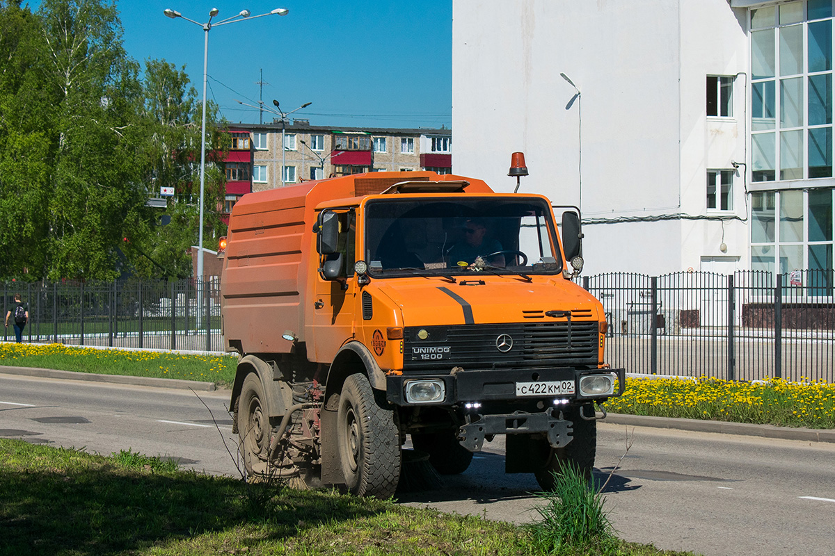 Башкортостан, № С 422 КМ 02 — Mercedes-Benz Unimog (общ.м)