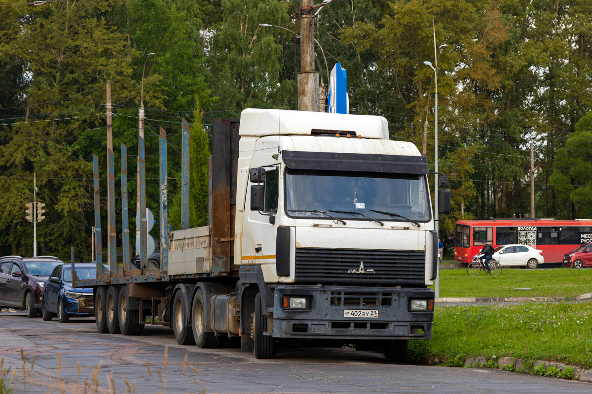 Архангельская область, № Р 402 ВУ 29 — МАЗ-64229
