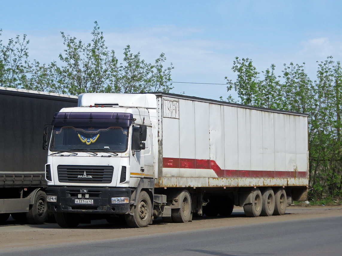 Кировская область, № Е 337 СЕ 43 — МАЗ-5440A9