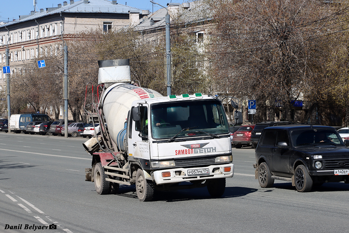 Челябинская область, № Р 057 РК 174 — Hino Ranger