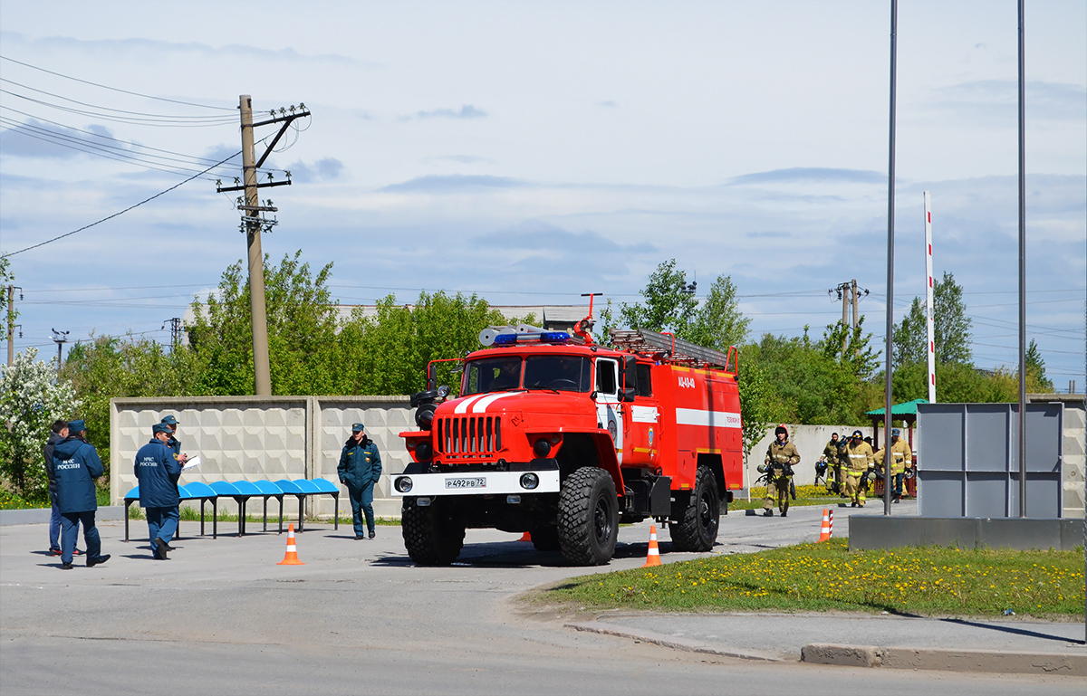 Тюменская область, № Р 492 РВ 72 — Урал-43206