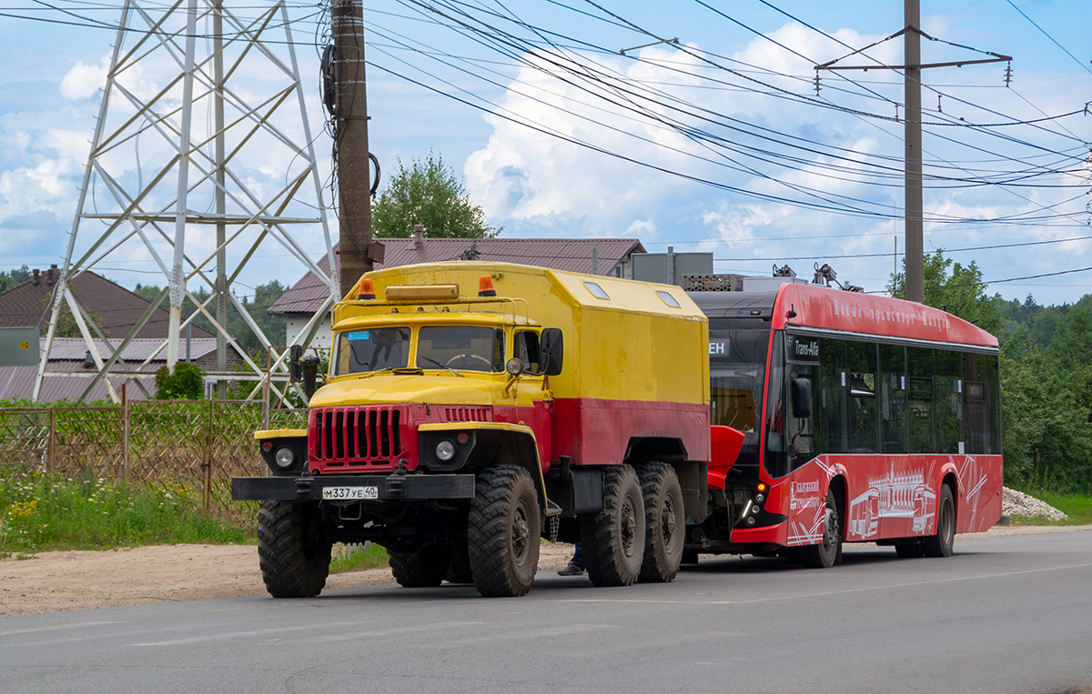Калужская область, № М 337 УЕ 40 — Урал-43203