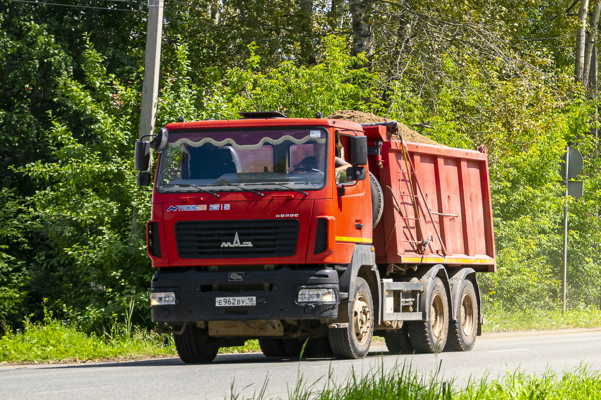 Удмуртия, № Е 962 ВУ 18 — МАЗ-650128