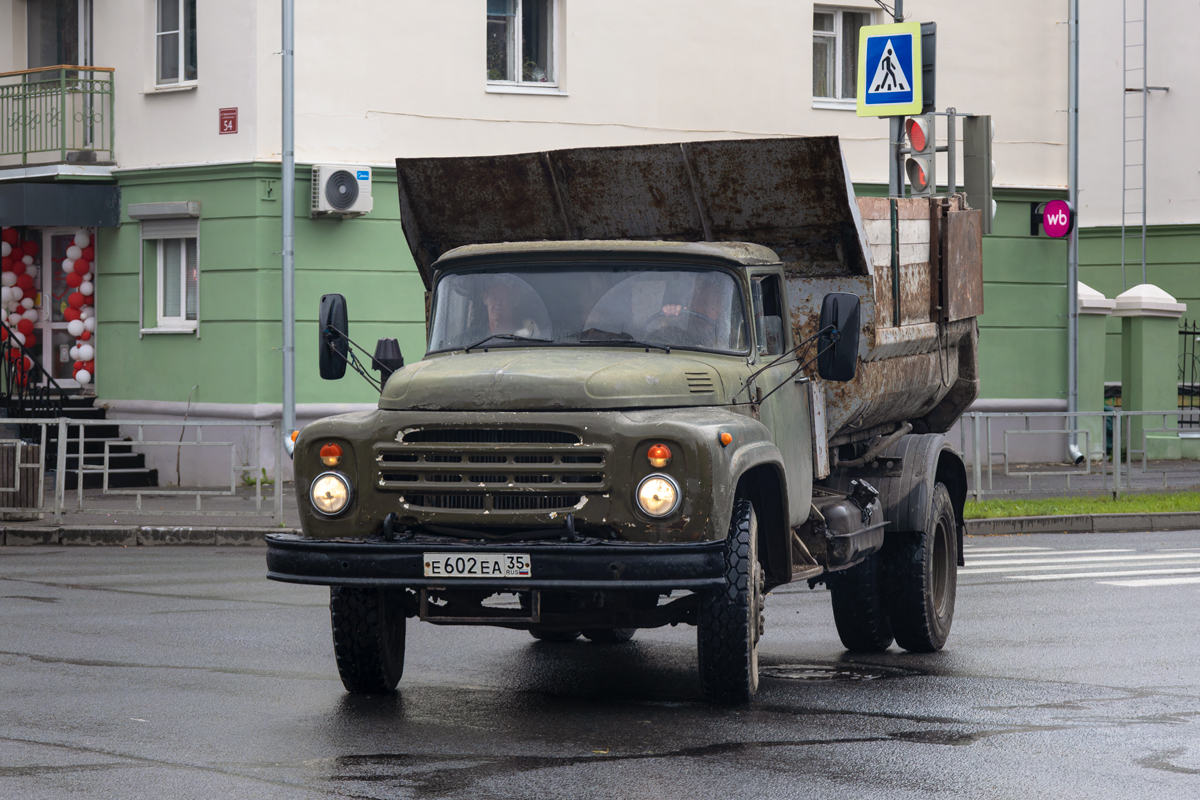 Вологодская область, № Е 602 ЕА 35 — ЗИЛ-495710