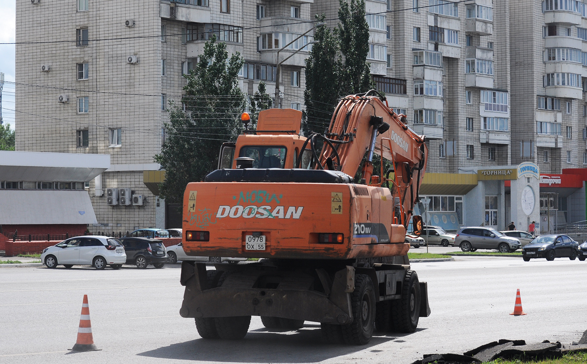 Омская область, № 0978 ОХ 55 — Doosan DX210W
