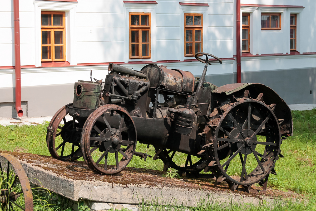 Пермский край, № (59) Б/Н СТ 0032 — Fordson; Пермский край — Спецтехника на постаментах