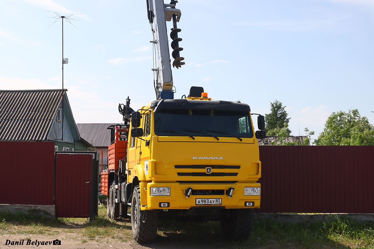 Ненецкий автономный округ, № А 983 АУ 83 — КамАЗ-43118 (общая модель)