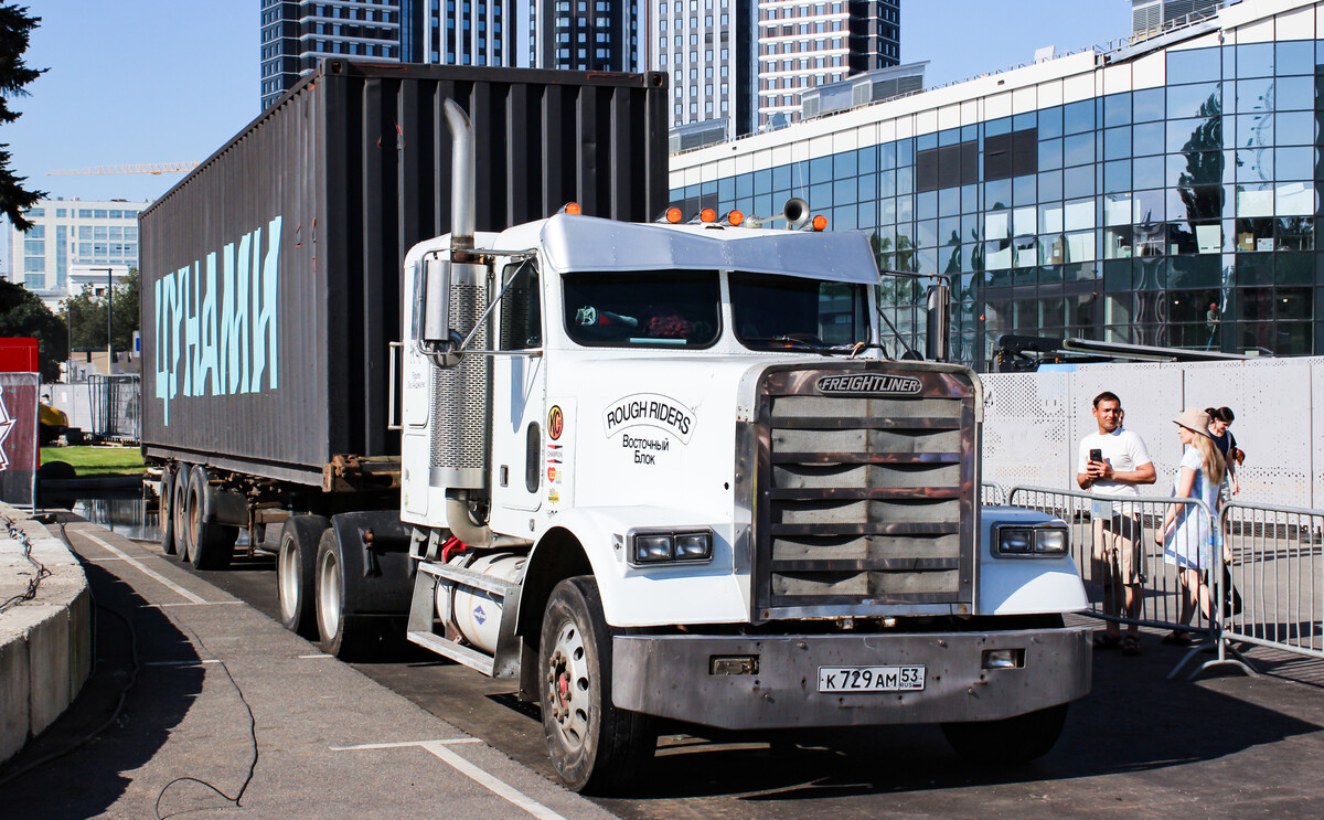 Новгородская область, № К 729 АМ 53 — Freightliner FLC 120; Москва — Фестиваль "ПроДвижение" 2026