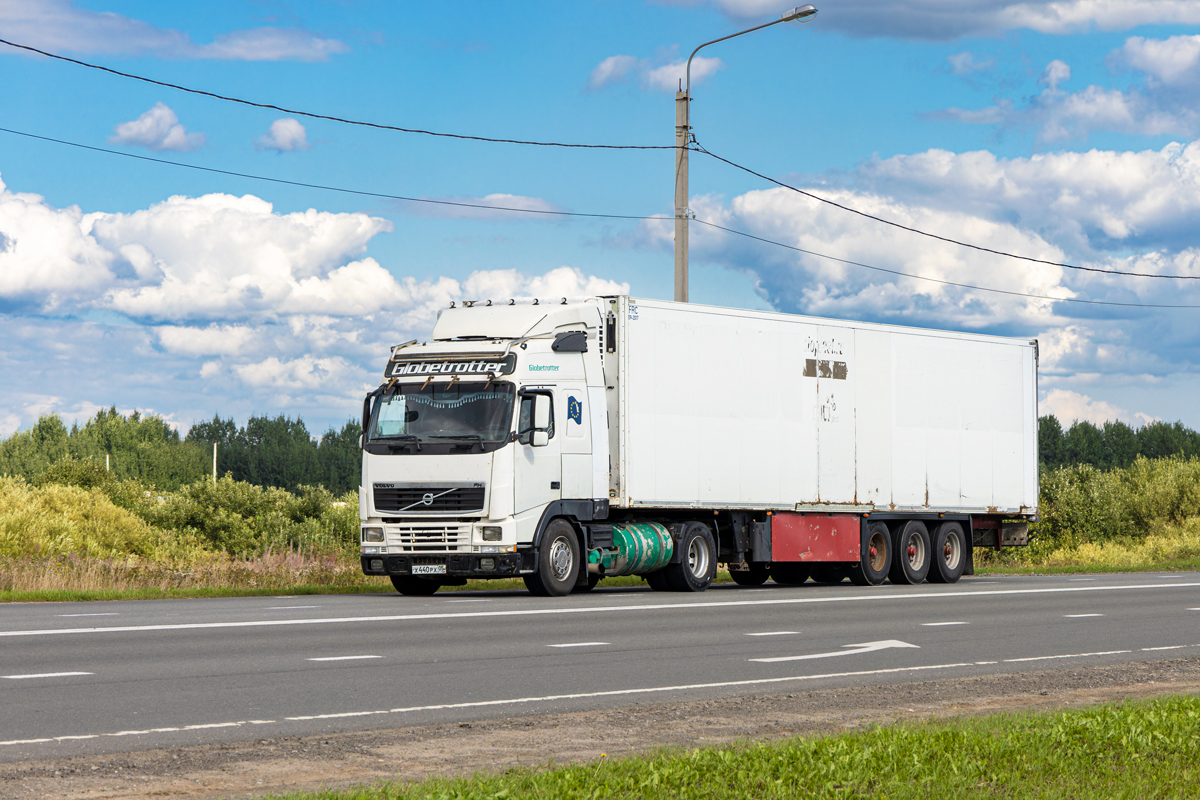 Дагестан, № Х 440 РХ 05 — Volvo ('1993) FH-Series