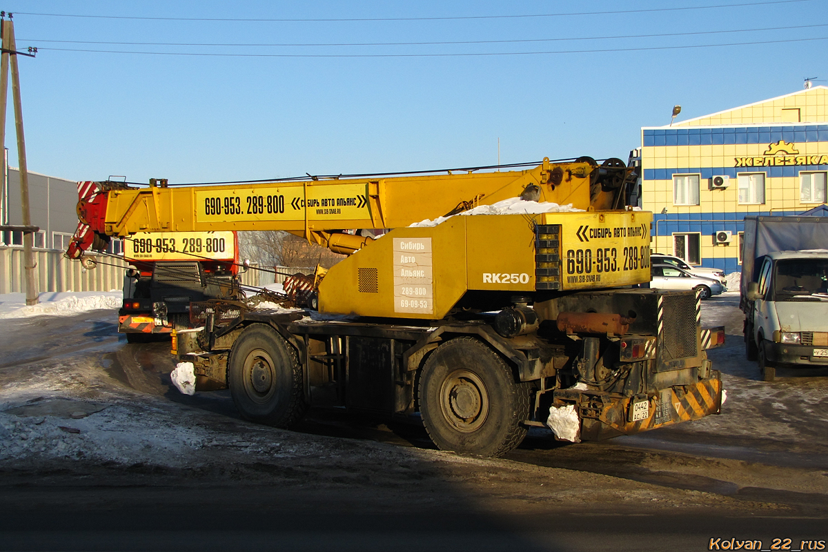 Алтайский край, № 0442 АС 22 — Kobelco (общая модель)