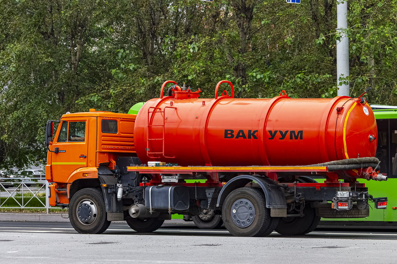 Тюменская область, № А 163 ВТ 172 — КамАЗ-53605 (общая модель)