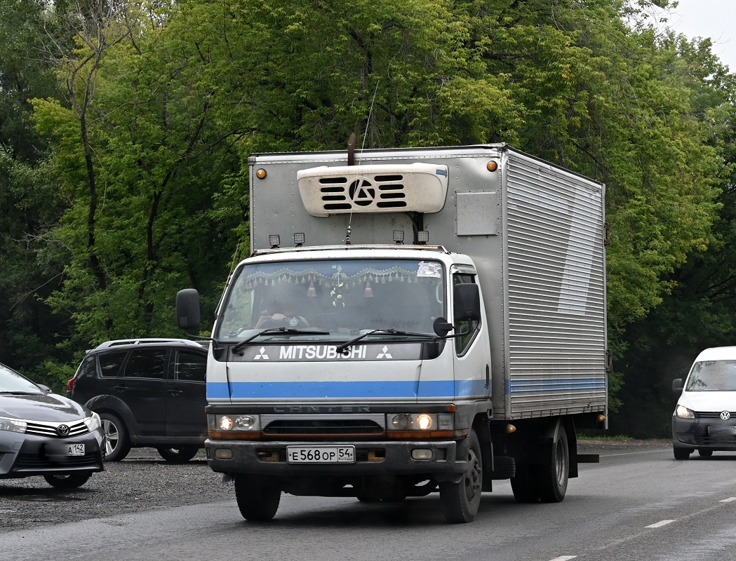 Кемеровская область, № Е 568 ОР 54 — Mitsubishi Fuso Canter