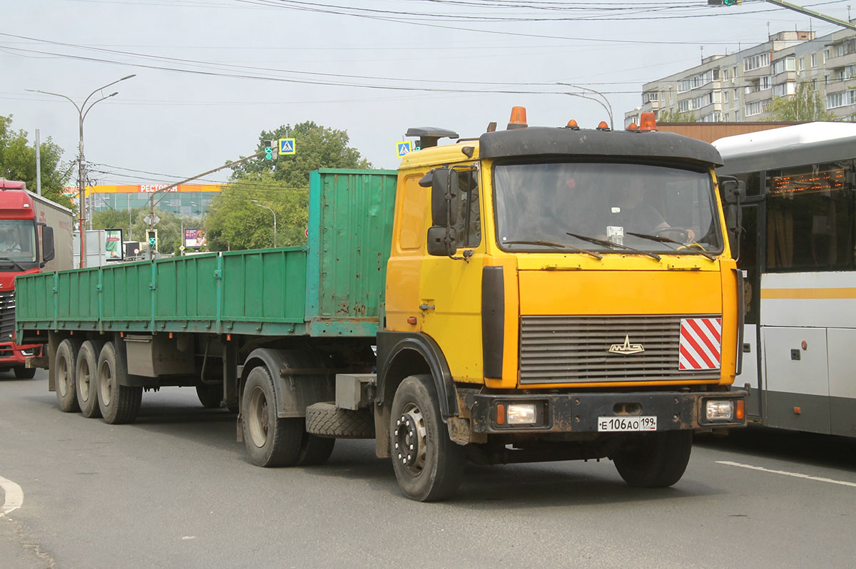 Москва, № Е 106 АО 199 — МАЗ-54323