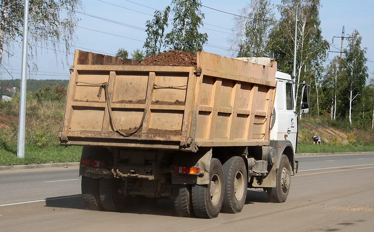 Челябинская область, № М 196 ЕА 174 — МАЗ-5516A5