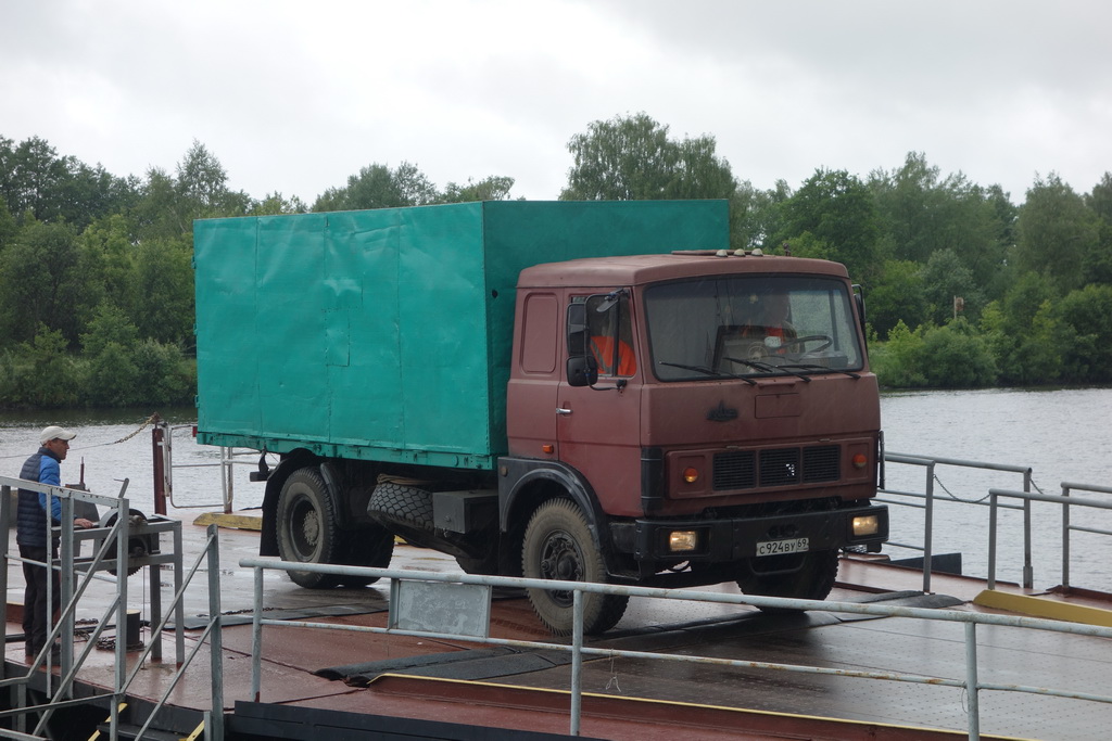 Тверская область, № С 924 ВУ 69 — МАЗ-53371