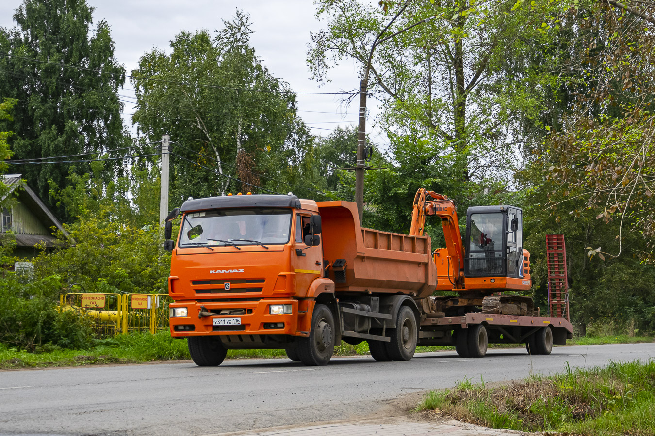 Татарстан, № У 311 УЕ 116 — КамАЗ-53605-A4(23); Транспортные средства без номеров (Удмуртия)