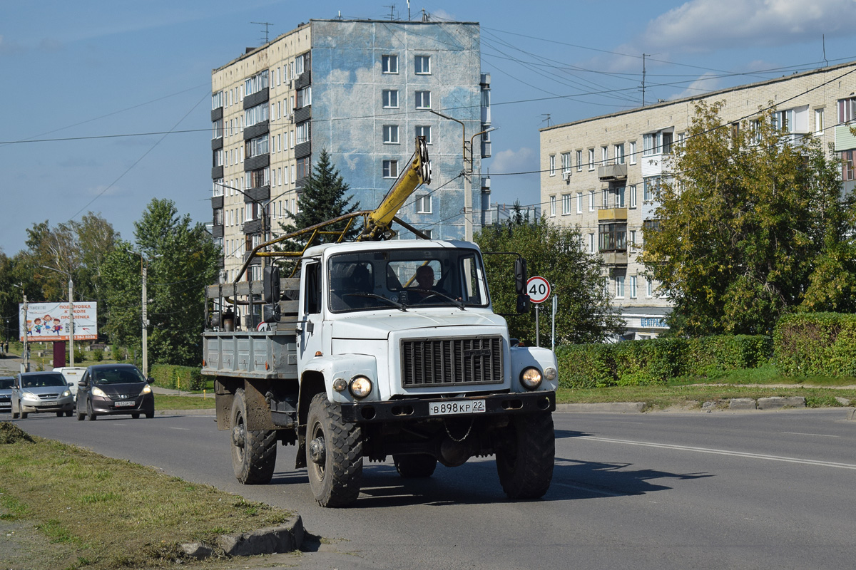 Алтайский край, № В 898 КР 22 — ГАЗ-3308 «Садко»