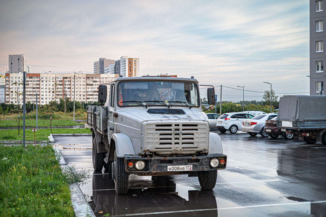 Тюменская область, № А 008 НВ 172 — ЗИЛ-433360