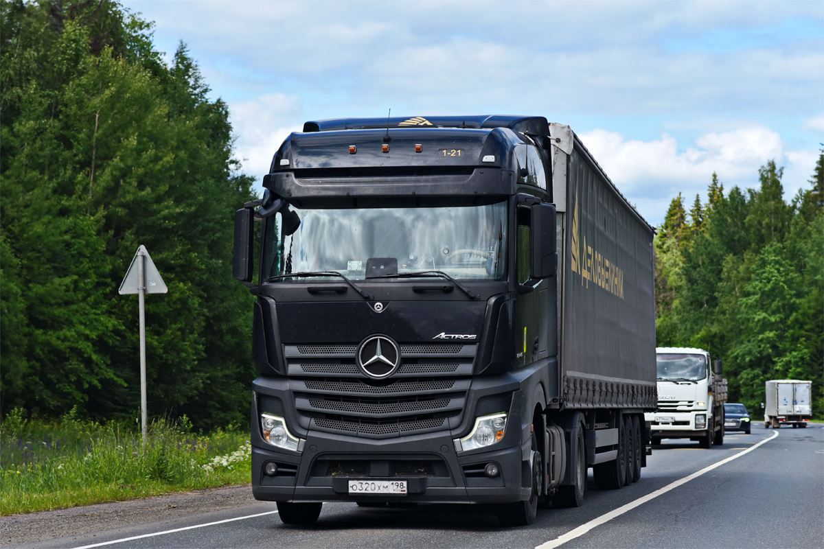 Чувашия, № О 320 ХМ 198 — Mercedes-Benz (общая модель)