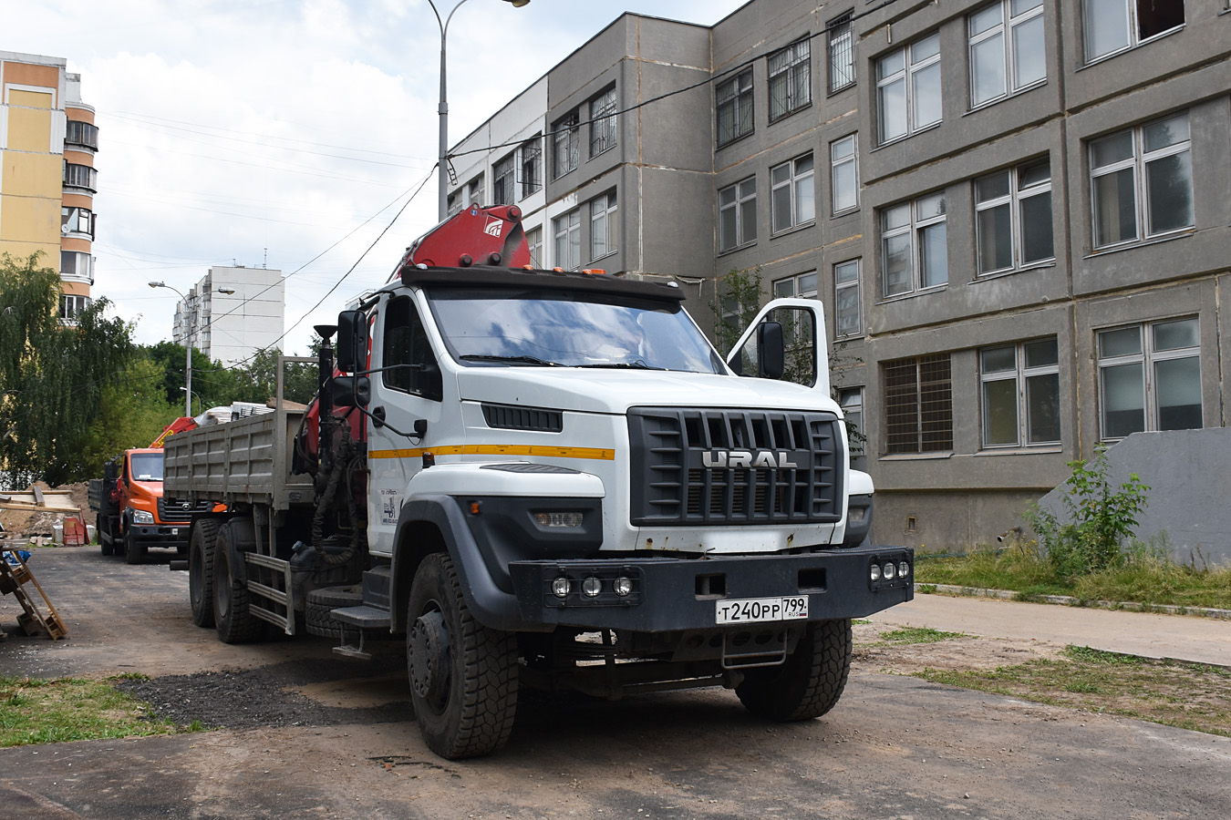 Москва, № Т 240 РР 799 — Урал NEXT 73945