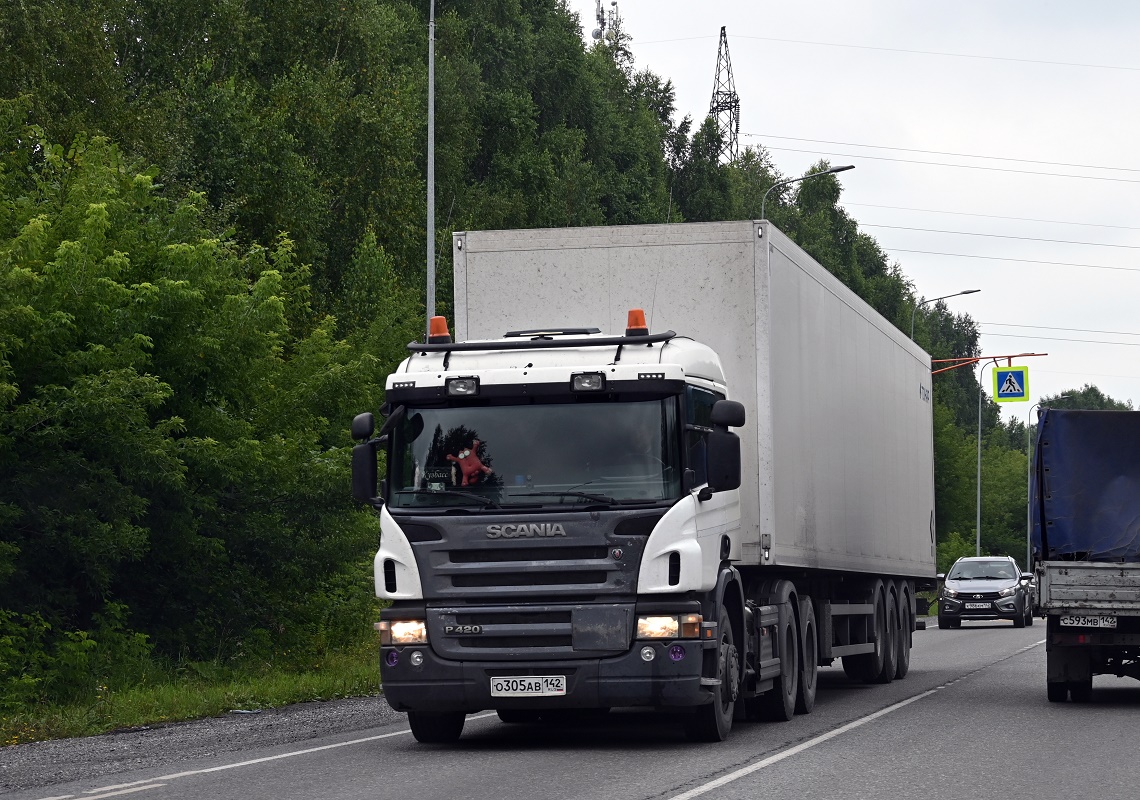 Кемеровская область, № О 305 АВ 142 — Scania ('2011) P420