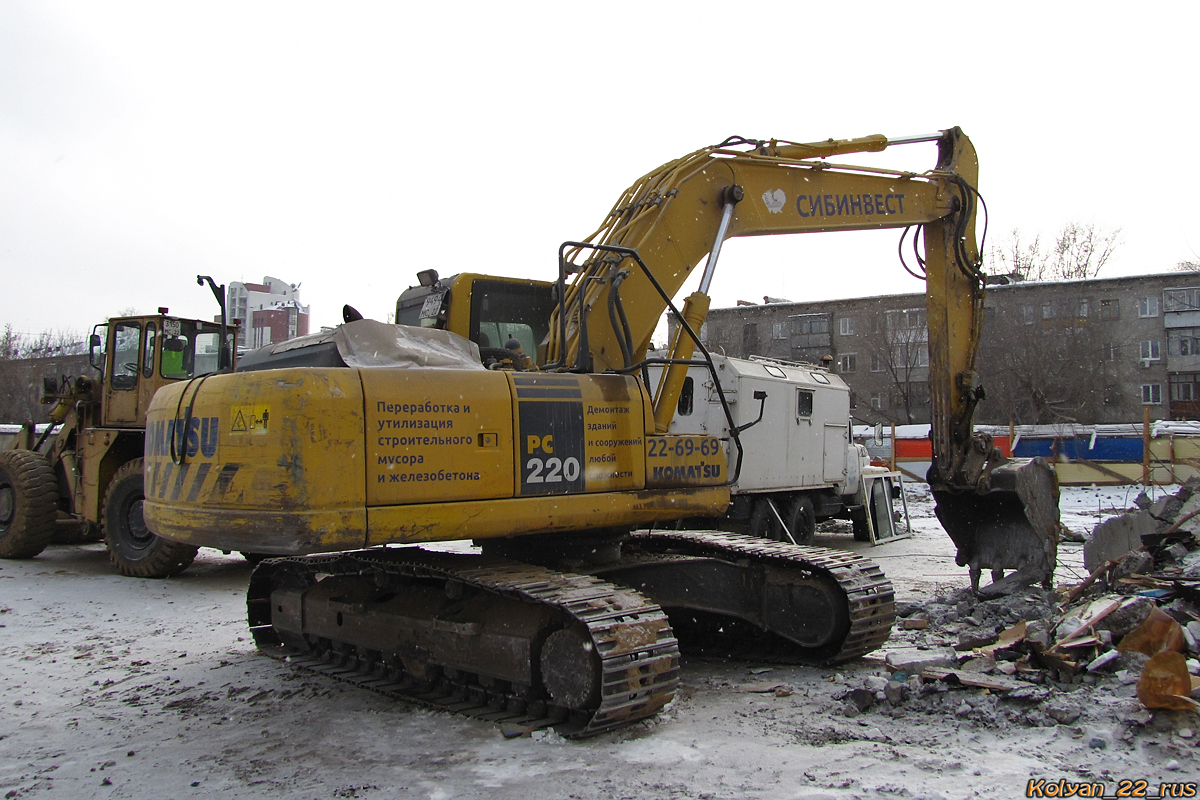 Алтайский край, № 9494 МС 22 — Komatsu PC220