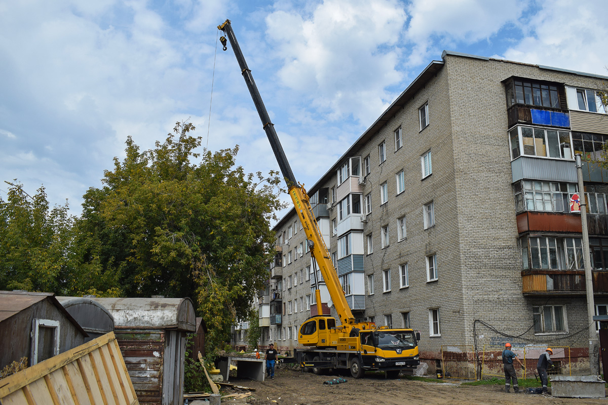 Алтайский край, № Е 383 АР 122 — XCMG XZ25