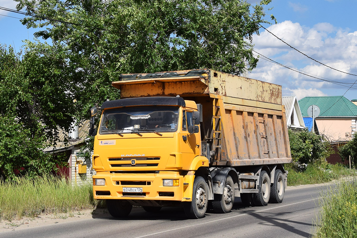 Волгоградская область, № Е 048 ЕХ 134 — КамАЗ-65201-63