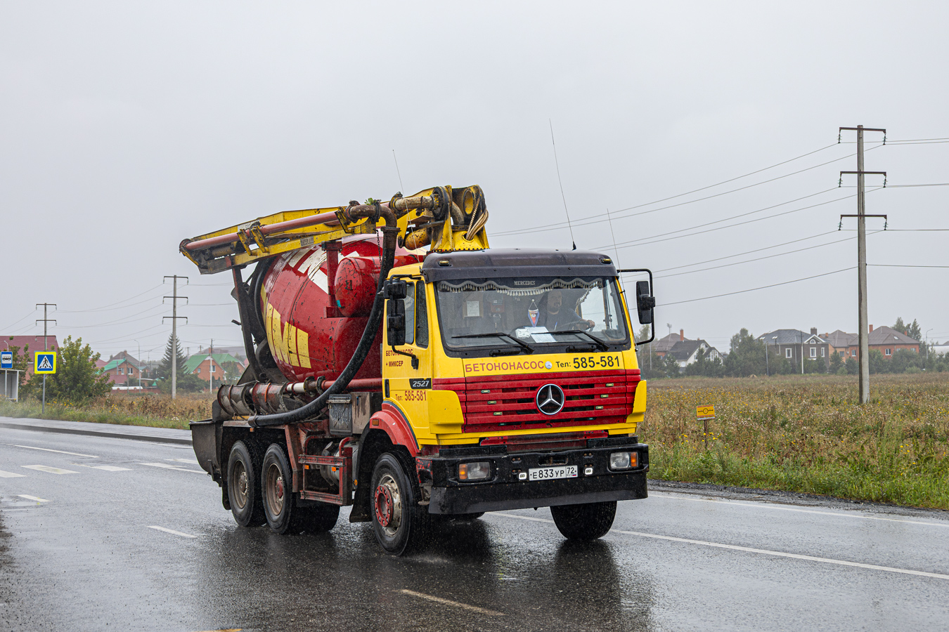 Тюменская область, № Е 833 УР 72 — Mercedes-Benz SK 2527