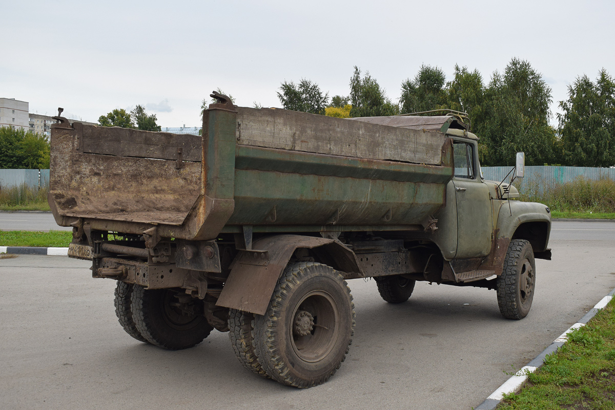 Алтайский край, № М 411 ХО 22 — ЗИЛ-495710