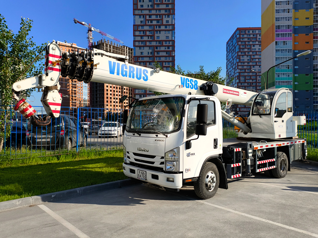 Новосибирская область, № Х 426 ЕА 154 — Isuzu Elf QL(общая модель) [LWL]
