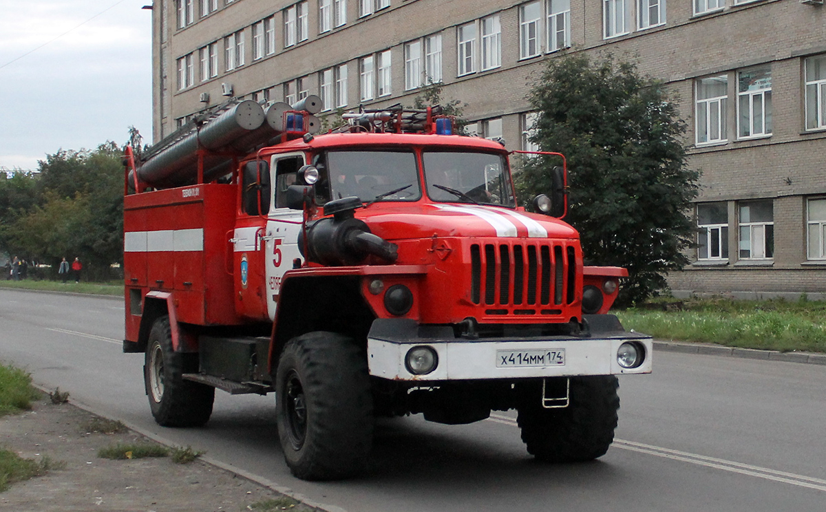 Челябинская область, № Х 414 ММ 174 — Урал-43206-41