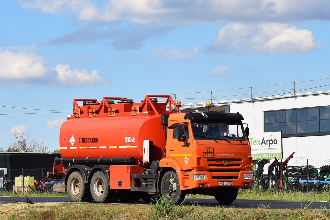 Волгоградская область, № К 851 СН 134 — КамАЗ-65115 (общая модель)