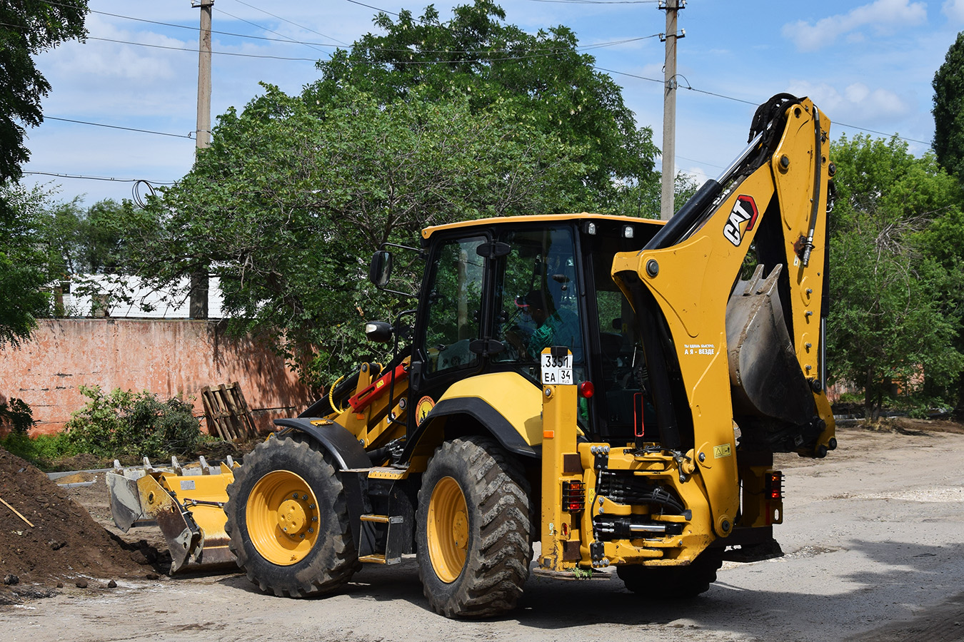 Волгоградская область, № 3351 ЕА 34 — Caterpillar (общая модель)