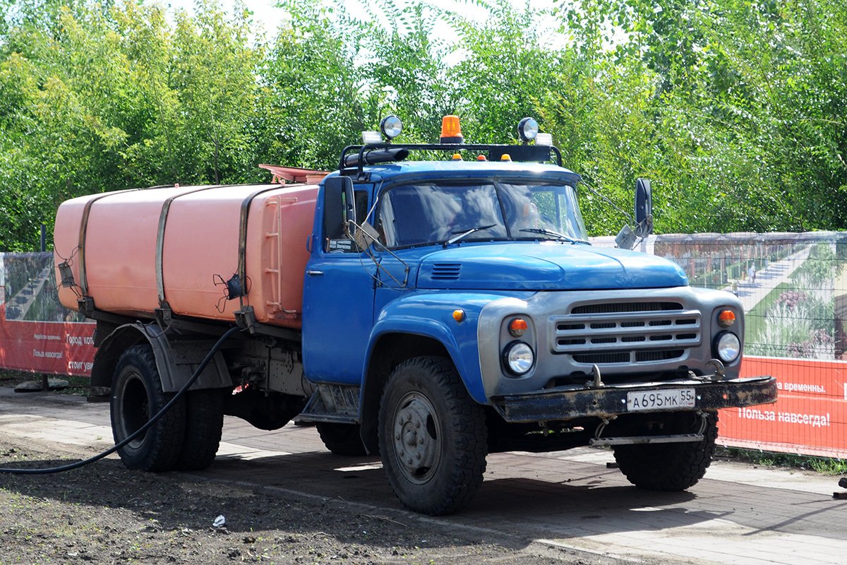 Омская область, № А 695 МК 55 — ЗИЛ-495810