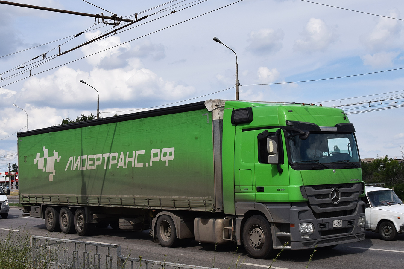 Волгоградская область, № О 408 ТМ 134 — Mercedes-Benz Actros '09 1844 [Z9M]