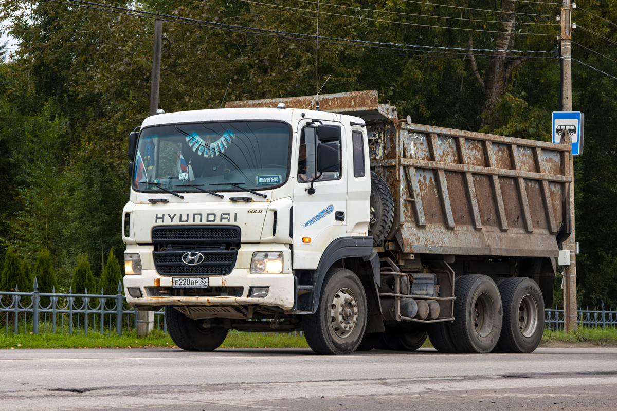 Вологодская область, № Е 220 ВР 35 — Hyundai Power Truck (общая модель)