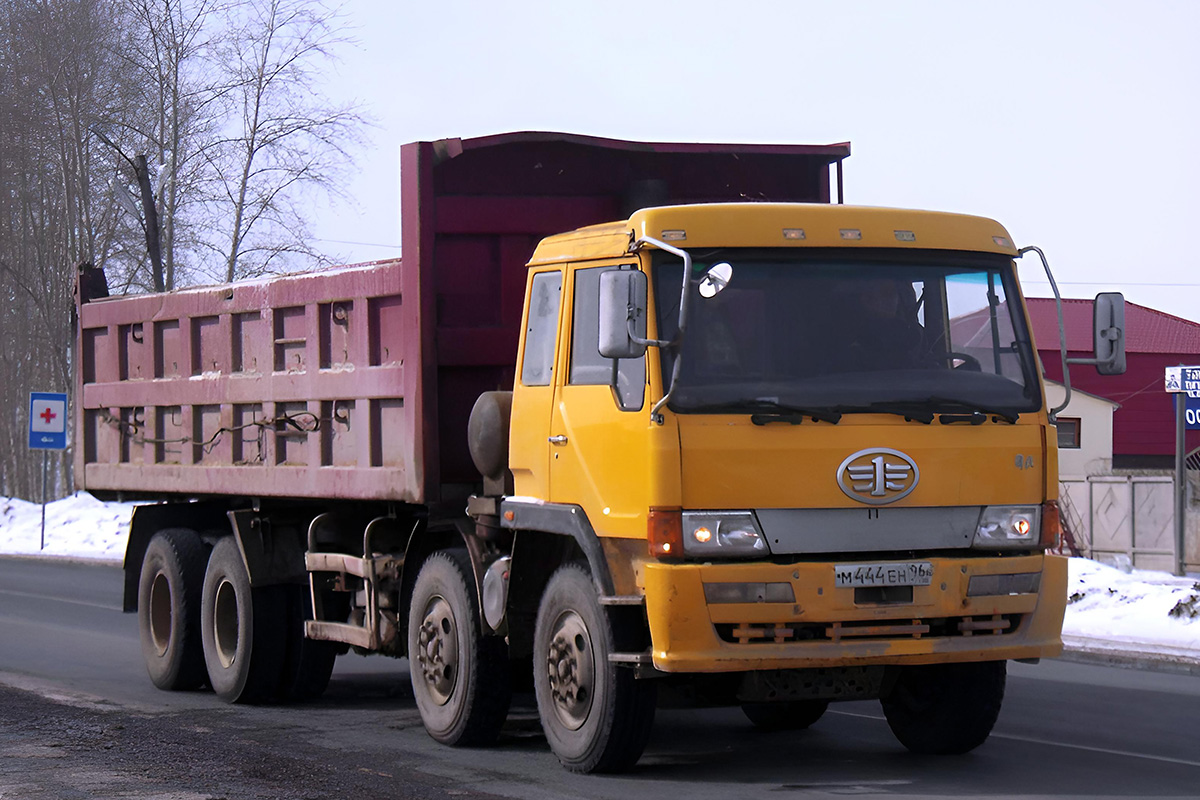 Свердловская область, № М 444 ЕН 96 — FAW Алтай 3310