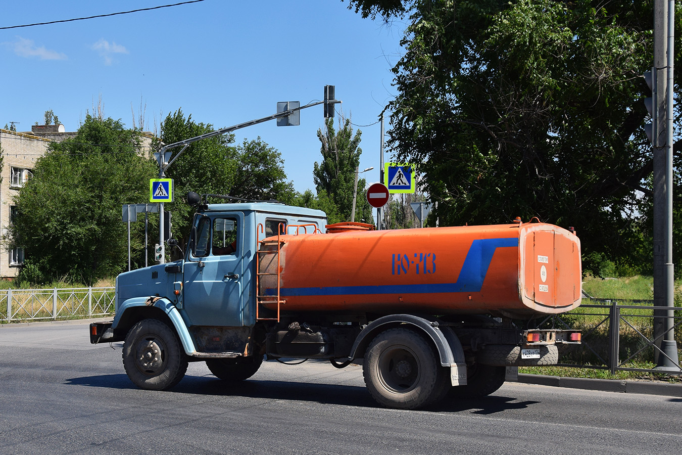 Волгоградская область, № К 428 ХР 134 — ЗИЛ-433362
