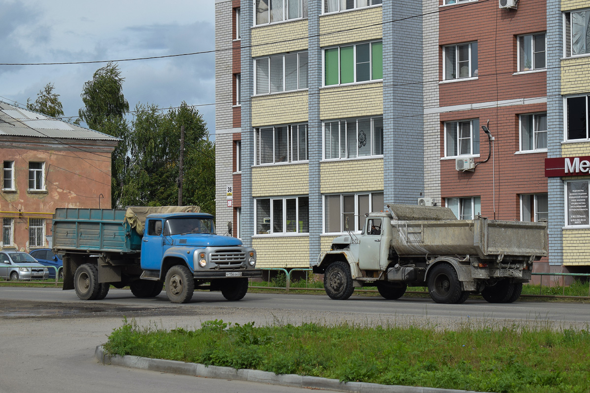 Алтайский край, № У 156 ХН 22 — ЗИЛ-130Б2; Алтайский край, № В 426 ТО 22 — АМУР-53131