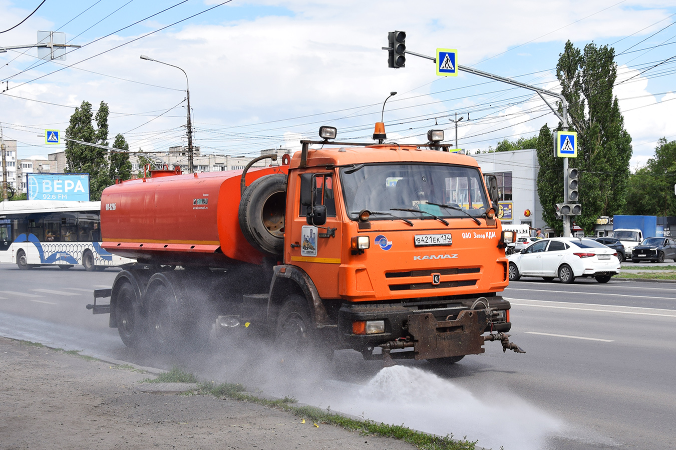 Волгоградская область, № В 421 ЕК 134 — КамАЗ-65115-62