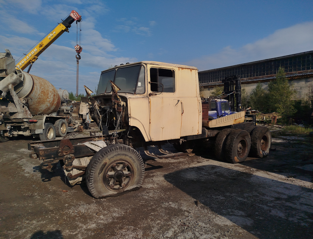 Свердловская область, № Е 080 КК 96 — КрАЗ-260
