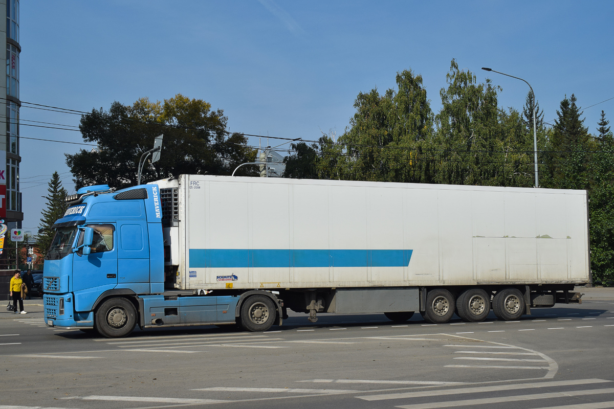 Алтайский край, № Т 344 УН 22 — Volvo ('2008) FH.480