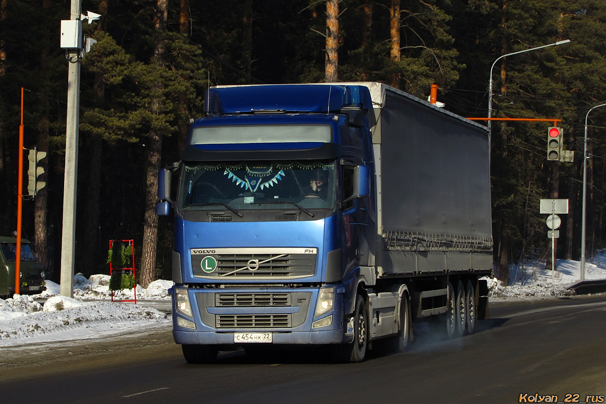 Алтайский край, № С 454 НК 22 — Volvo ('2008) FH.460