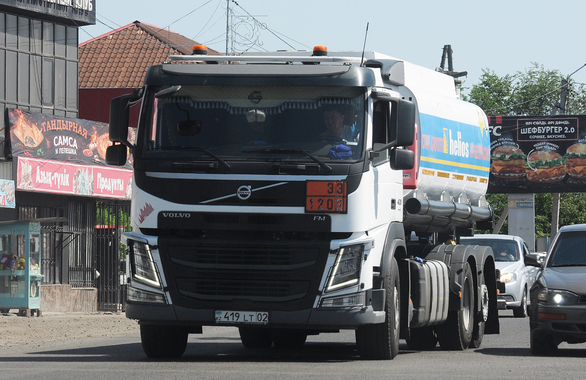 Алматы, № 412 LT 02 — Volvo ('2013) FM.420