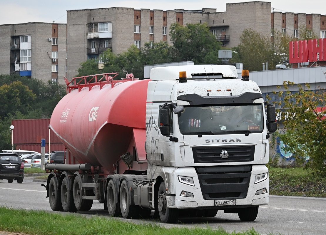 Кемеровская область, № Н 838 НХ 142 — Sitrak C7H ZZ4256