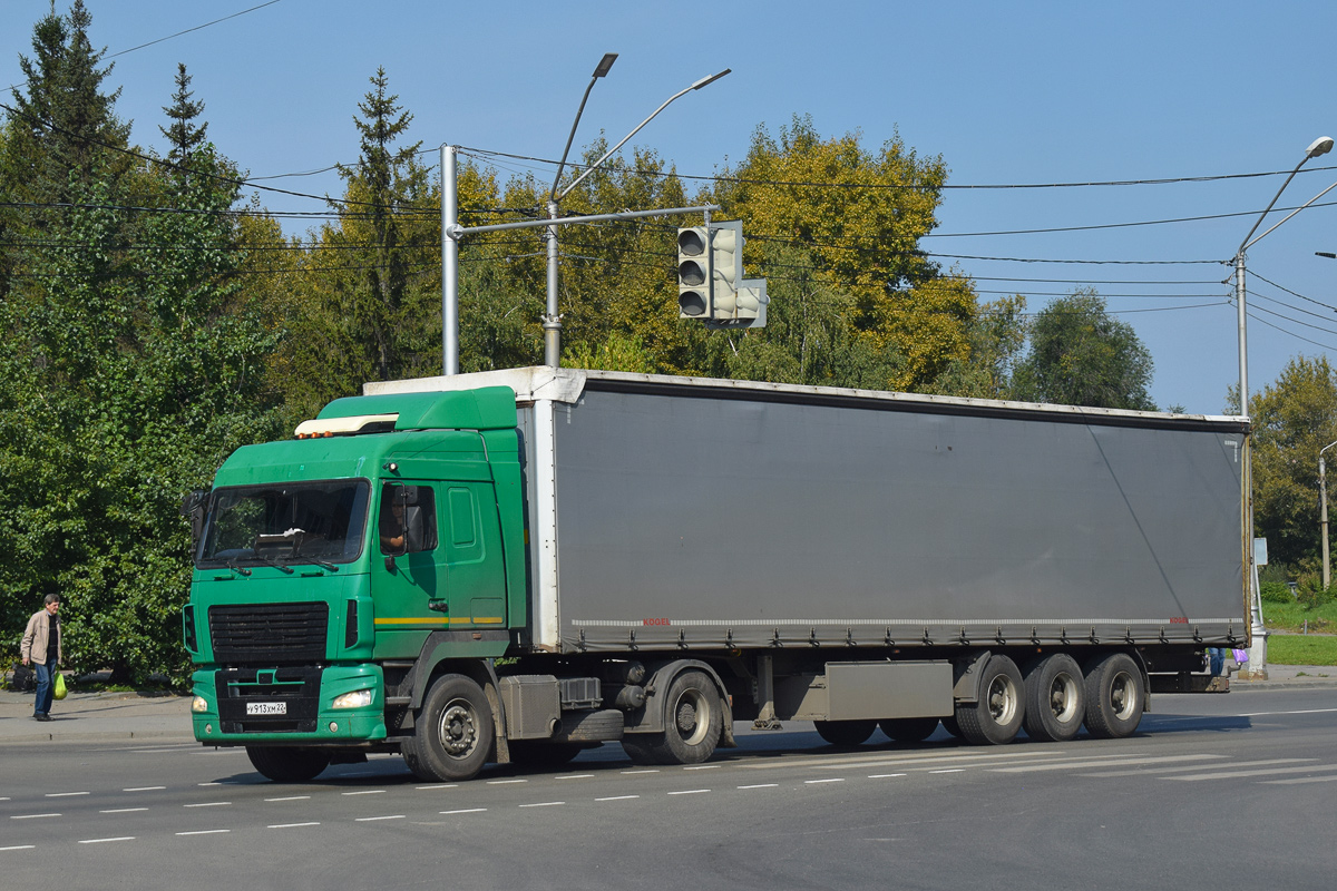 Алтайский край, № У 913 ХМ 22 — МАЗ-544019