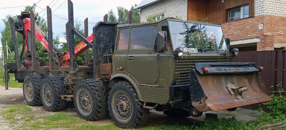 Ярославская область, № Е 303 ВК 76 — Tatra 813