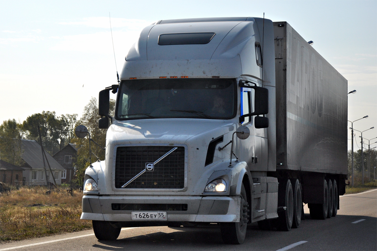 Омская область, № Т 626 ЕУ 55 — Volvo VN (Общая модель)